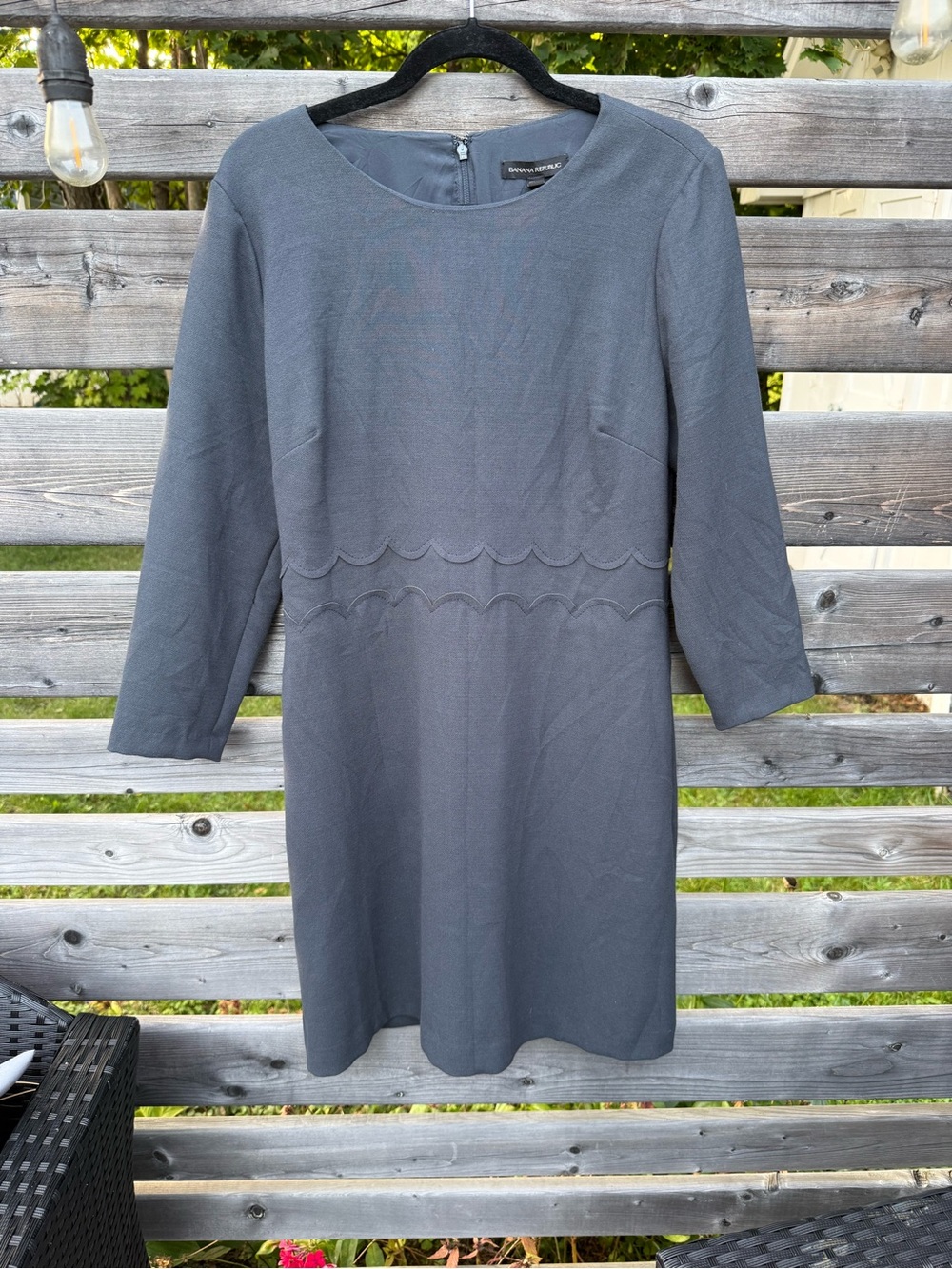 Banana Republic Gray Scalloped Waist Sheath Dress